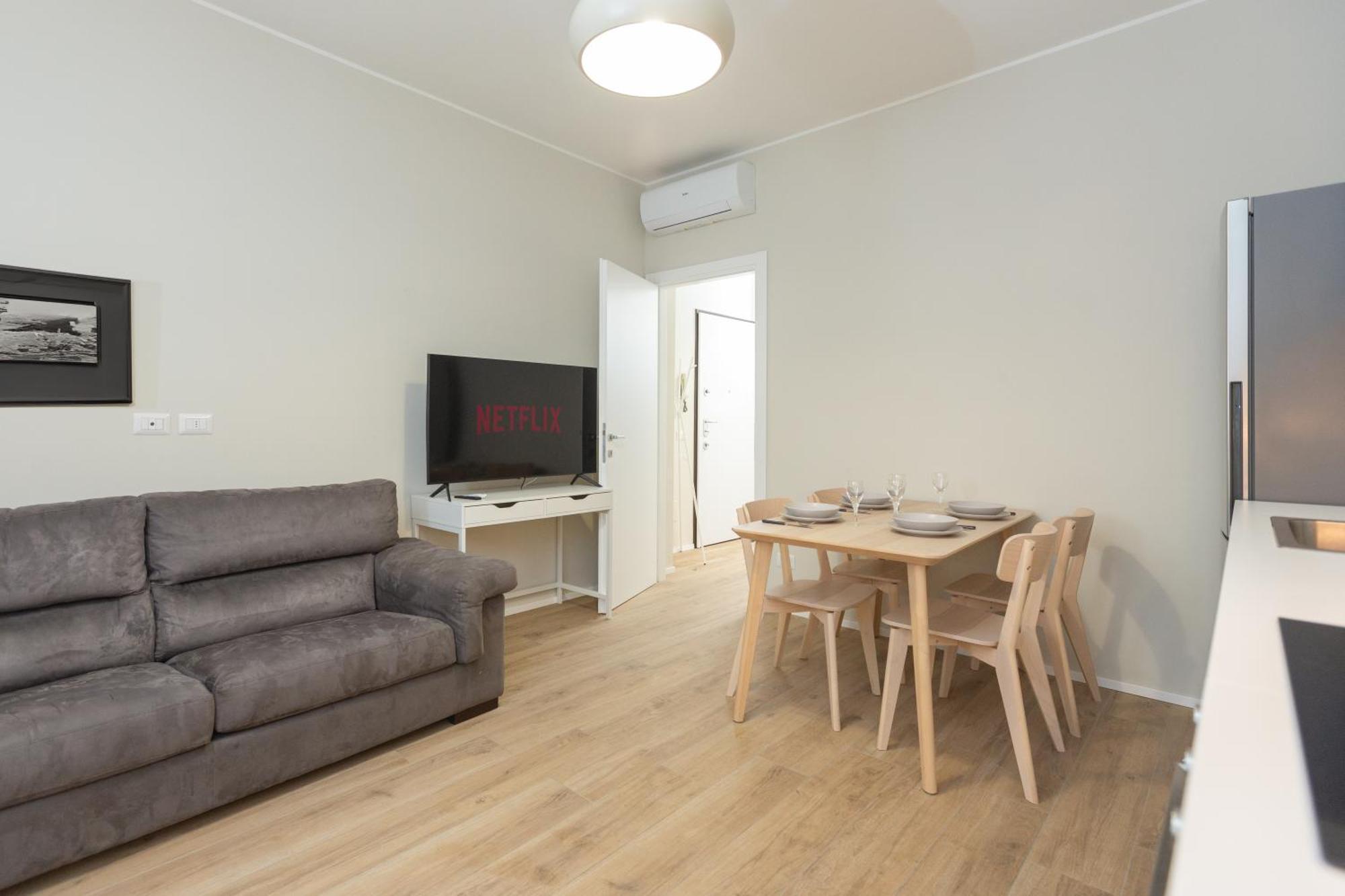 Dreams Exclusive Apartments With Terrace - Free Parking - M1 Station - Near Center Milánó Kültér fotó