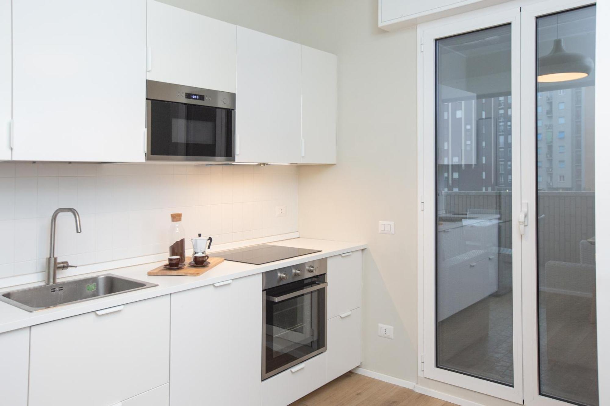 Dreams Exclusive Apartments With Terrace - Free Parking - M1 Station - Near Center Milánó Kültér fotó